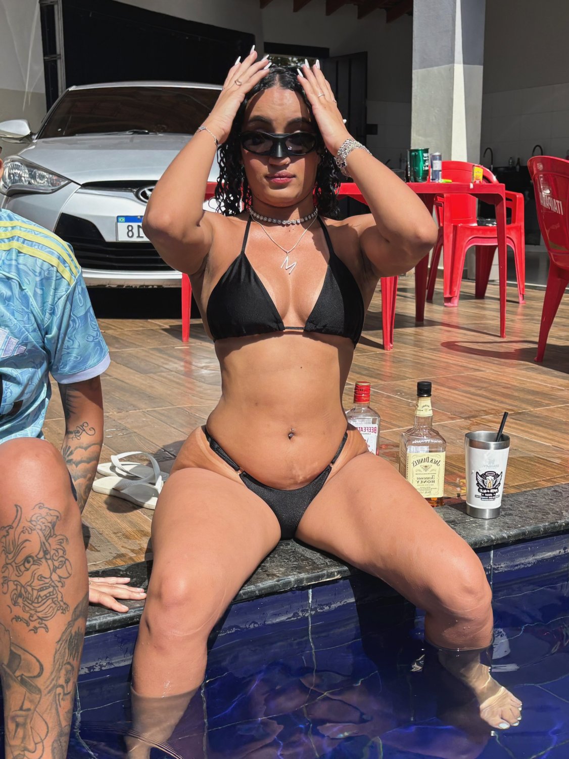 Morena Cacheada Novinha Boca De Veludo Rostinho Tesudo Pézinho Gostoso Pedindo Leite