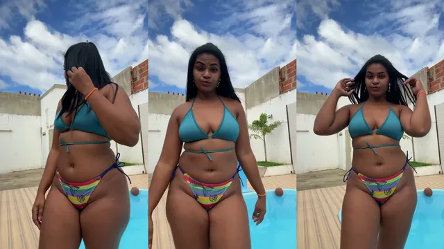 Morena mostrando a bucetar