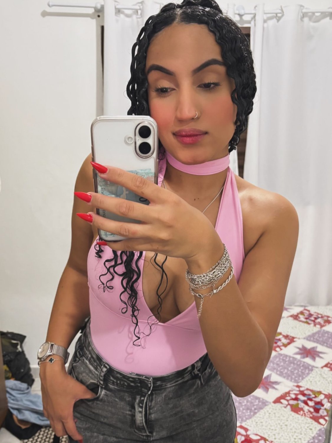 Morena Cacheada Novinha Boca De Veludo Rostinho Tesudo Pézinho Gostoso Pedindo Leite
