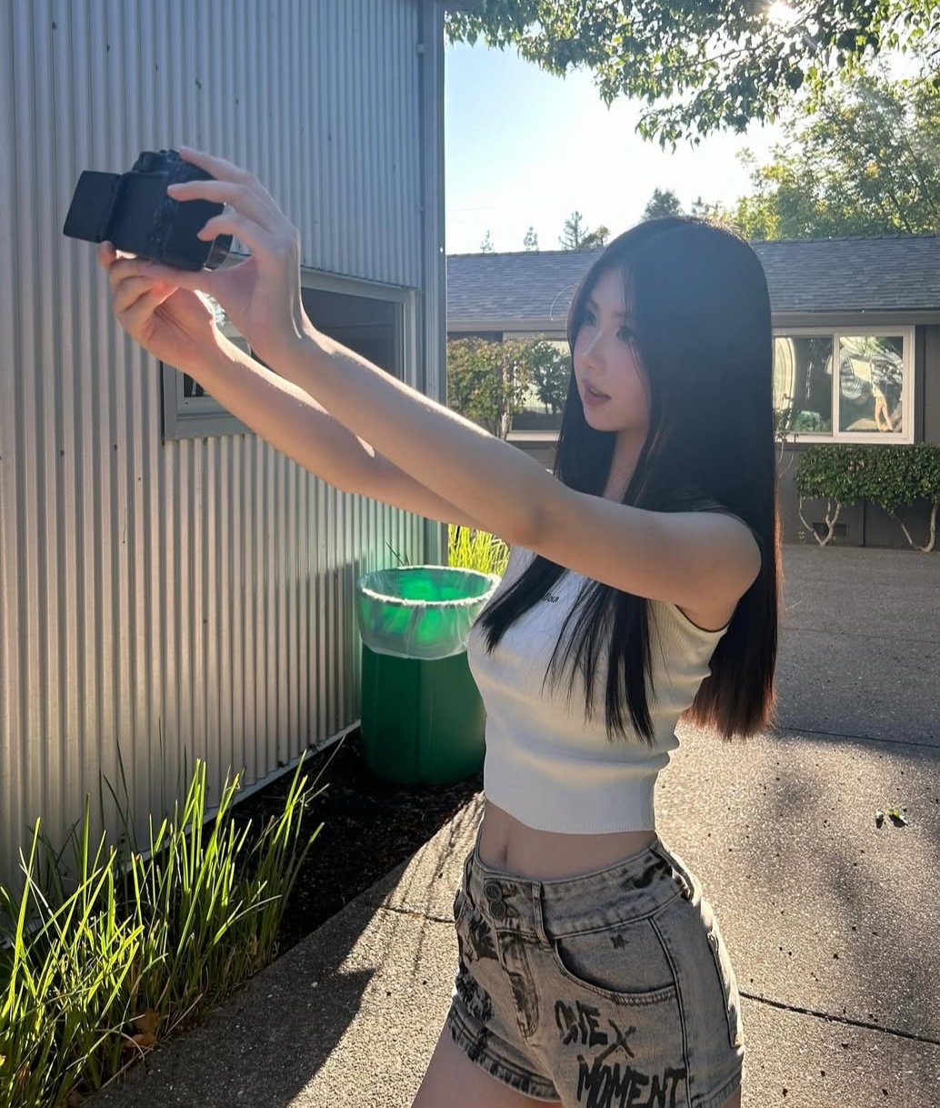 HOT NYU ABG Slut Needs A Proper BBC Gaping