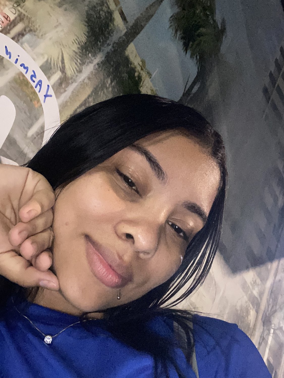 Preta Magrinha Novinha Tesudinha Rostinho De Vagabunda Esperando As Jatadas De Leite Na Cara