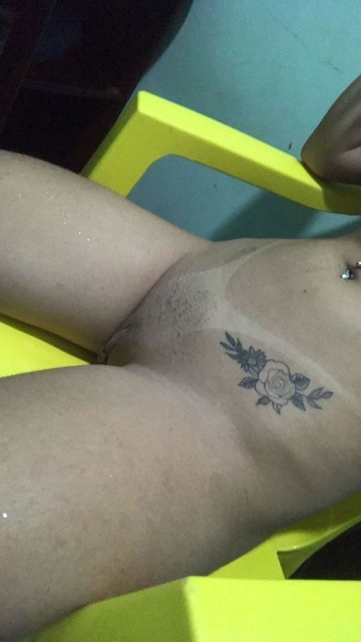 Novinha magrinha deliciosa de Belém do PA