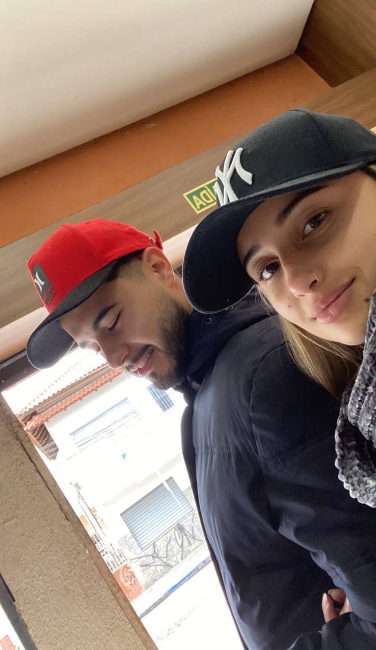novinha safada de campos do jordao chupando o namorado