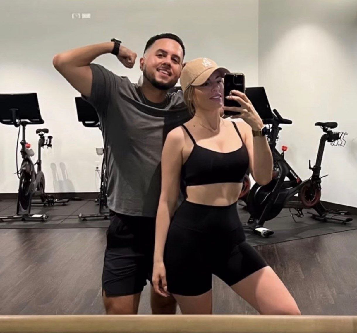 Corno vazou namorada cavala novinha br traindo video novo casal amador vazados brasil casada