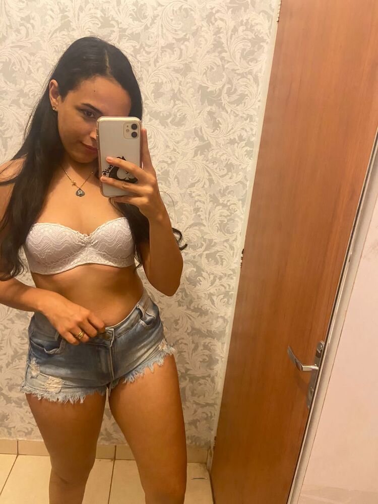 Hotwife Amadora e Corno Voyeur
