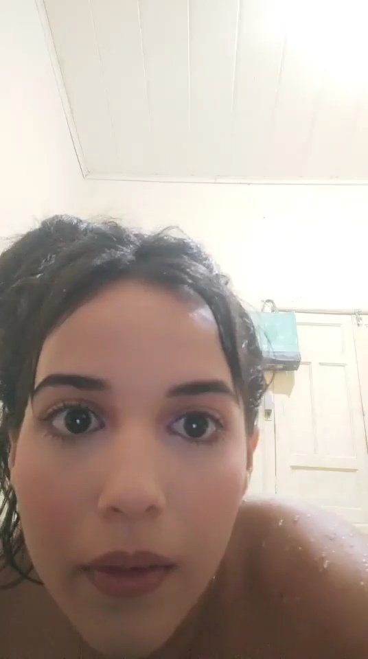 Live da novinha moreninha baixa renda e o namorado da pica t